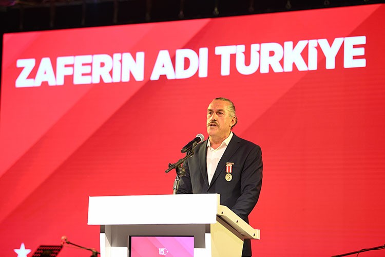 15 Temmuz'un 9. yılında Konyalılar Mevlana Meydanı'nda buluştu