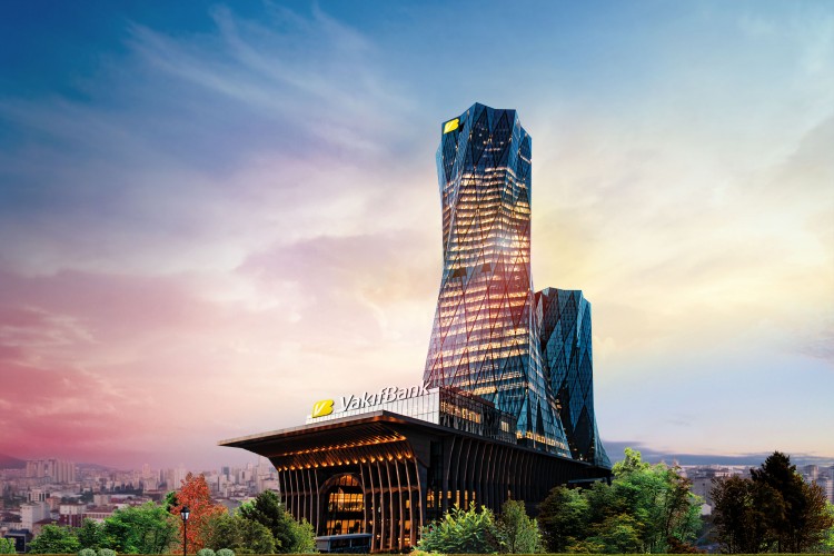 Fullstack Bootcamp 2023'ü başarıyla tamamlayan 3 genç, kariyerlerine VakıfBank'ta devam edecek