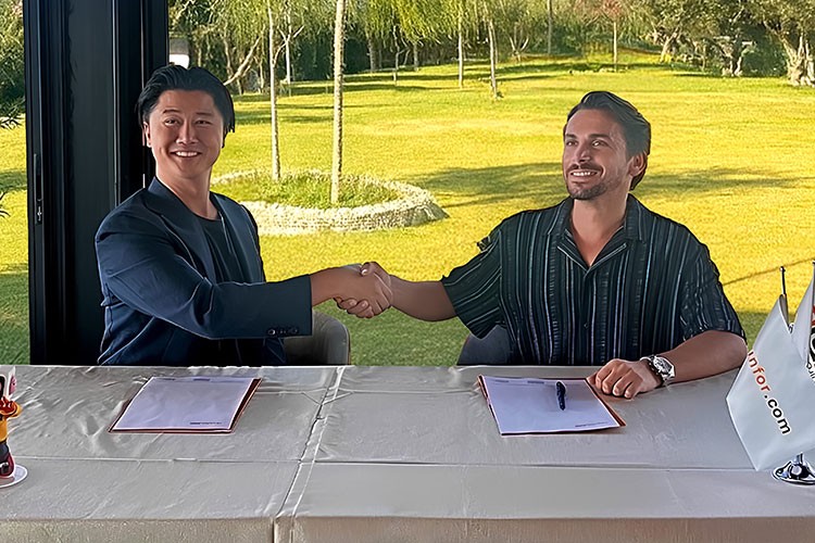 Oyunculara kendi dijital kimliklerinin kontrolünü sunuyor