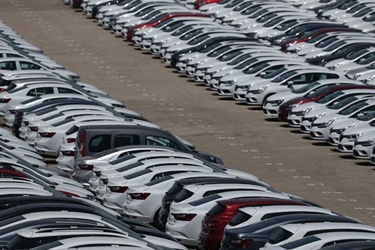 AB'de yeni otomobil satışları yüzde 1,3 arttı