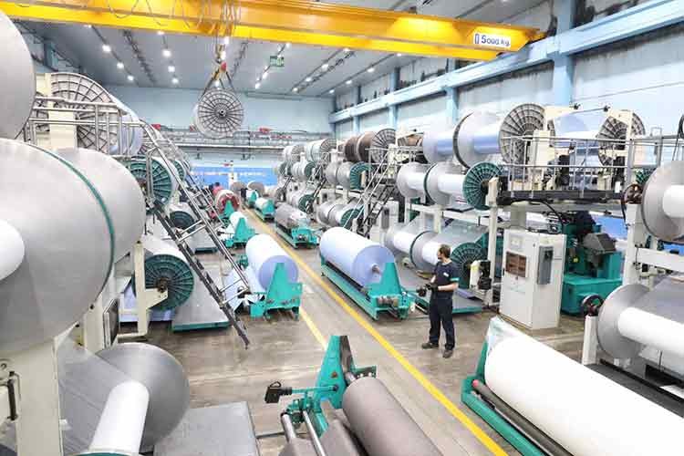 Uşak Tekstil OSB'de makine imalatçılarının yurt dışı hedefi bulunuyor