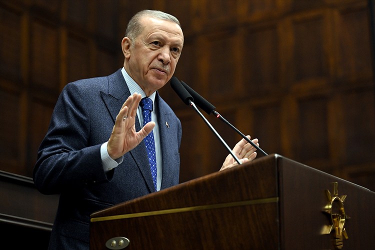 "Faizi daha da düşüreceğiz"