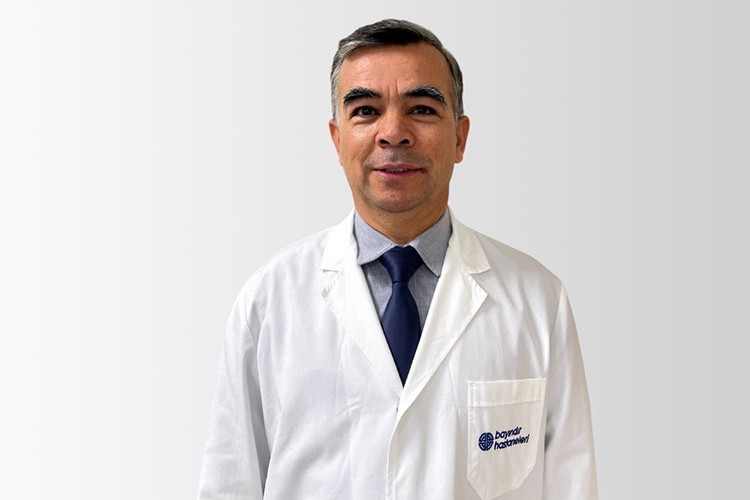 Ülser tedavi edilmezse iç kanamaya yol açabilir