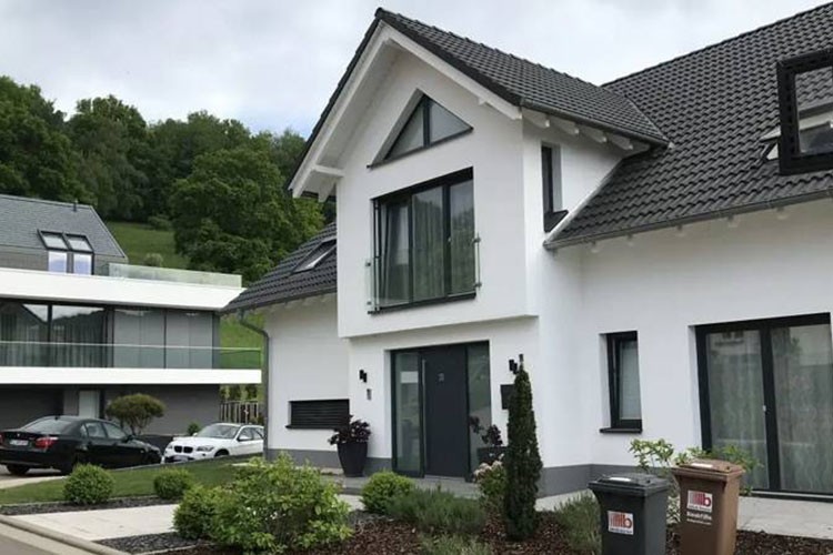 Almanya'da yabancılar daha yüksek kira ödüyor