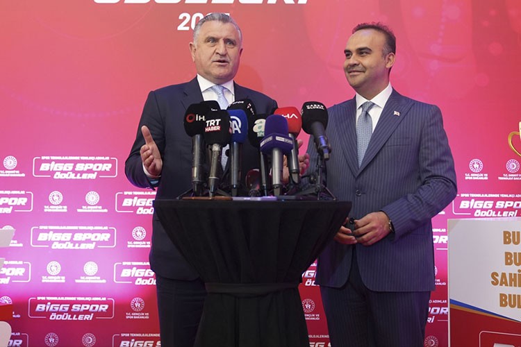 "TÜBİTAK, her yıl yüzlerce teknoloji girişimcisine 900 bin lira yatırım yapıyor"