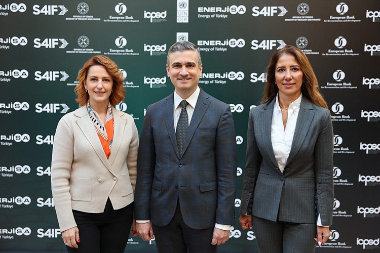 Enerjide yeşil ve dijital becerilerin geliştirilmesi için yeni yol haritası