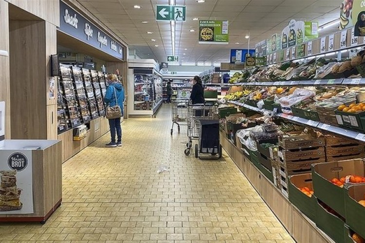 Almanya'da yıllık enflasyon yüzde 3,7 oldu