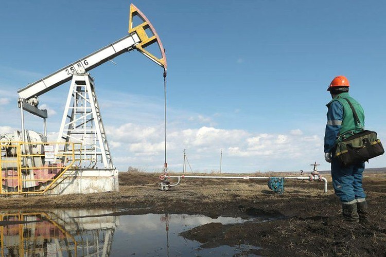 Petrolde 2 günlük düşüşten sonra sert artış