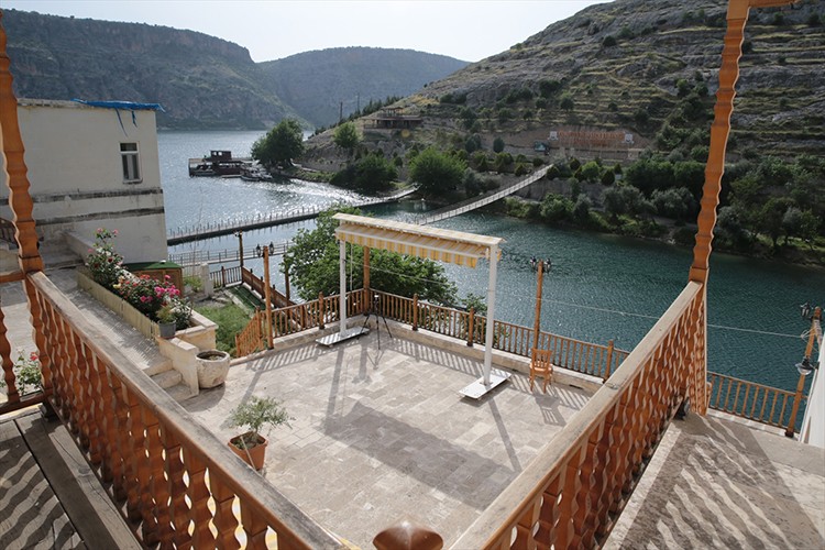 Halfeti'nin konakları turizme kazandırılıyor