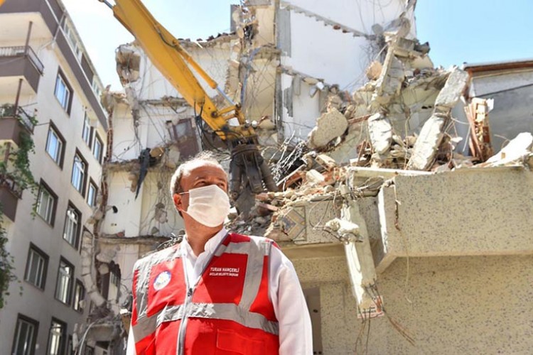 Avcılar'da kentsel dönüşüm aralıksız sürüyor