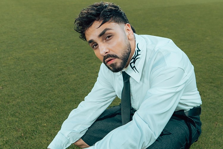 Sevilen sanatçı Sefo'dan A Milli Futbol Takımına Türkiyem marşı