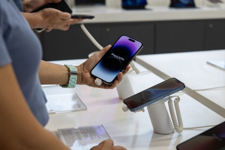 Cep telefonu kredilerinde vade yükseldi