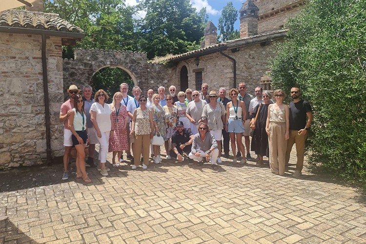 Aston Martin'in özel daveti için uçtular