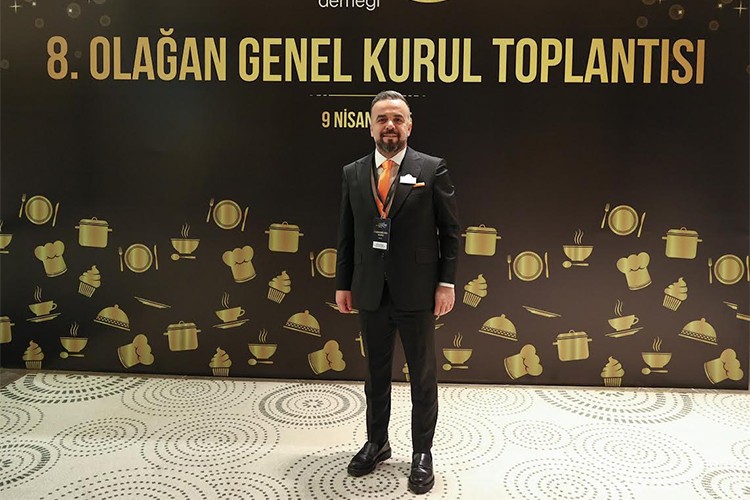 ZÜCDER'in yeni başkanı Burak Önder oldu