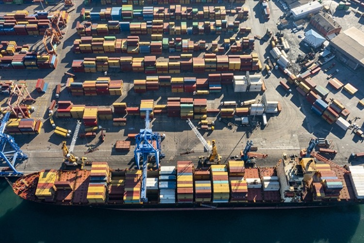 Türkiye'nin ihracatı 2023'te 255 milyar 777 milyon dolar oldu