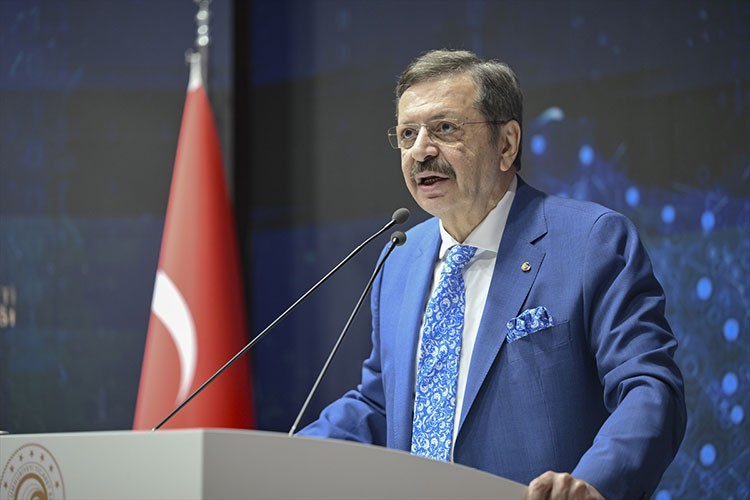 "Dijitalleşmeye ayak uydurulması şarttır"