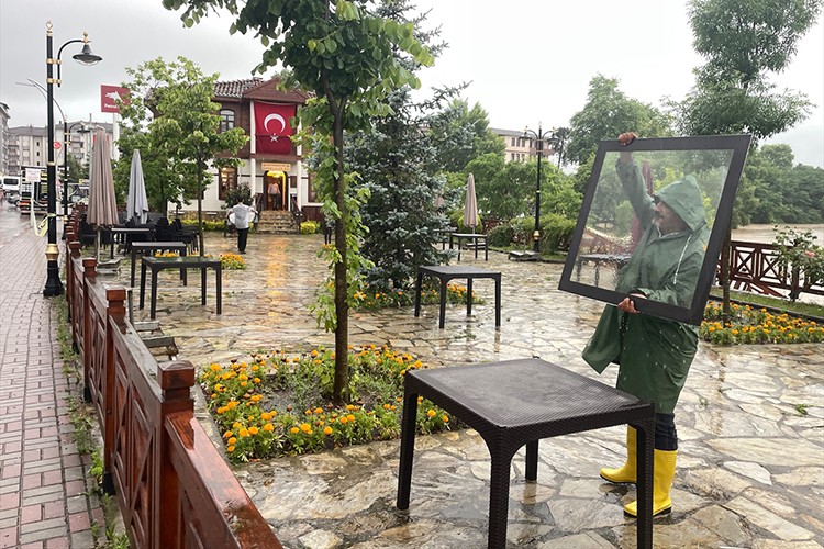 Bartın Irmağı'nın taşma riskine karşı çevresinde önlemler alındı