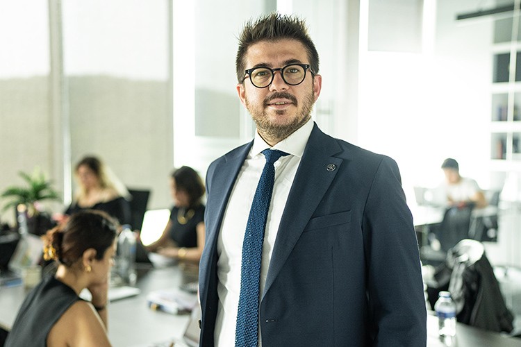 Yabancılar konut alımına küstü