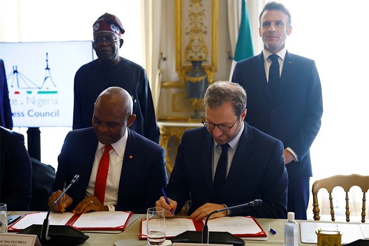 Nijerya ve Fransa'dan kalkınma ortaklığı
