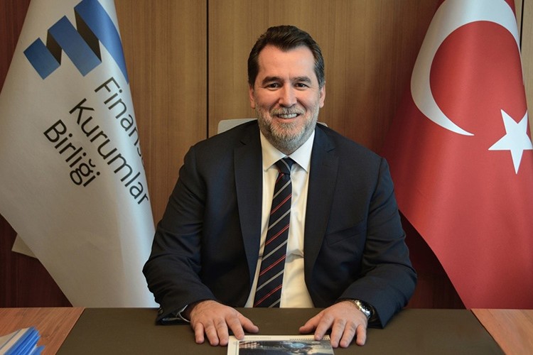 "En büyük sorunu uygun vade ve koşullarda kaynak temini"