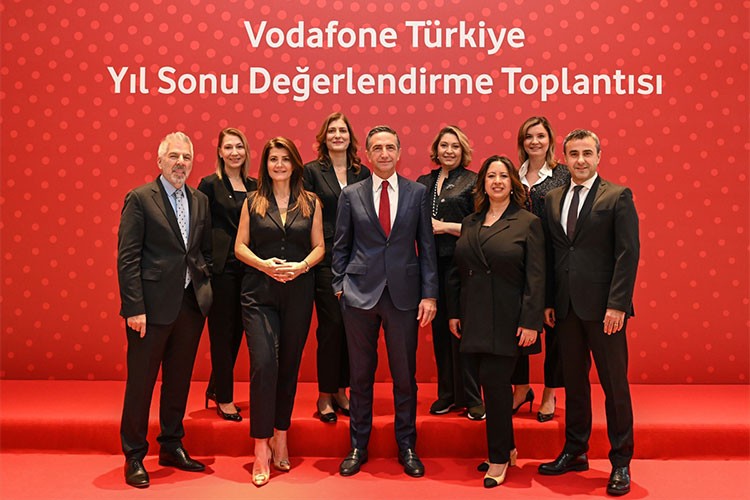 "Vodafone, Türkiye'ye 5.5G'yi sunmaya hazır"