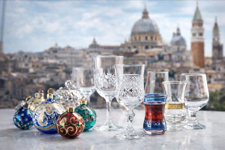 Türk cam eşyaları İtalyanların değişmeyen gözdesi oldu
