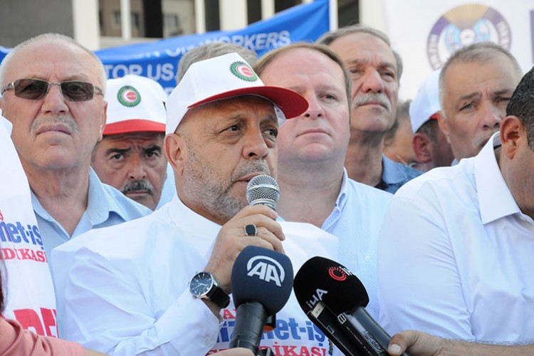 Antalya Belediyesi'nde grev