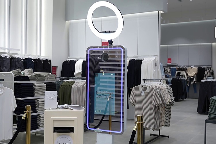 DeFacto Cidde'de ilk mağazasını açtı