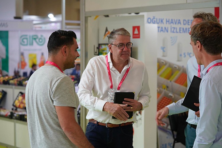 Avrupalı zincir marketler için görücüye çıkıyor