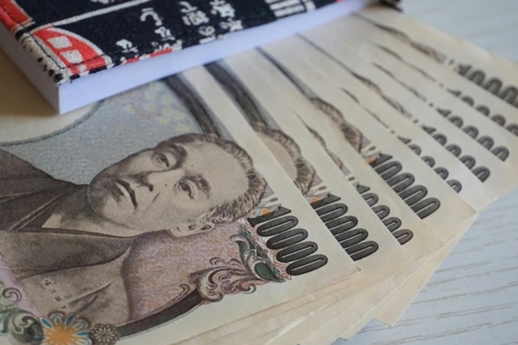 Japon yeni müdahale spekülasyonlarının gölgesinde yeniden düşüşe geçti