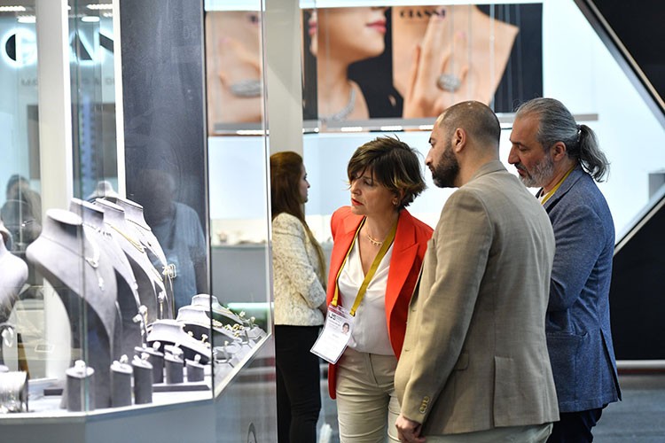 Mücevher dünyasının kalbi İstanbul'da atacak