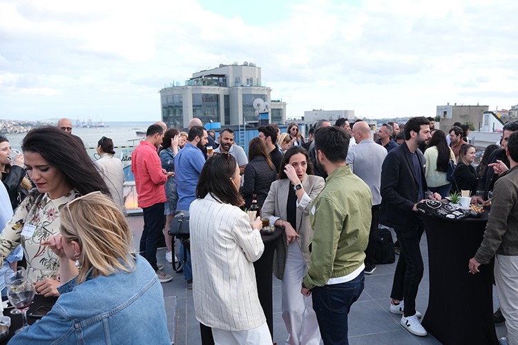 Pazarlama sektörü "Yaza Merhaba" partisinde buluştu