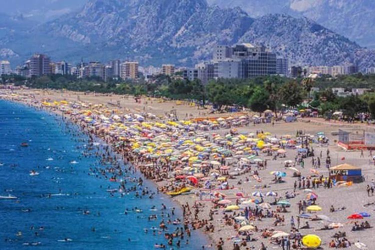 Turizm geliri yılın ikinci çeyreğinde yüzde 190,2 arttı