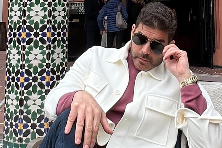 Yoğun iş temposuna yeni yıl arası verdi