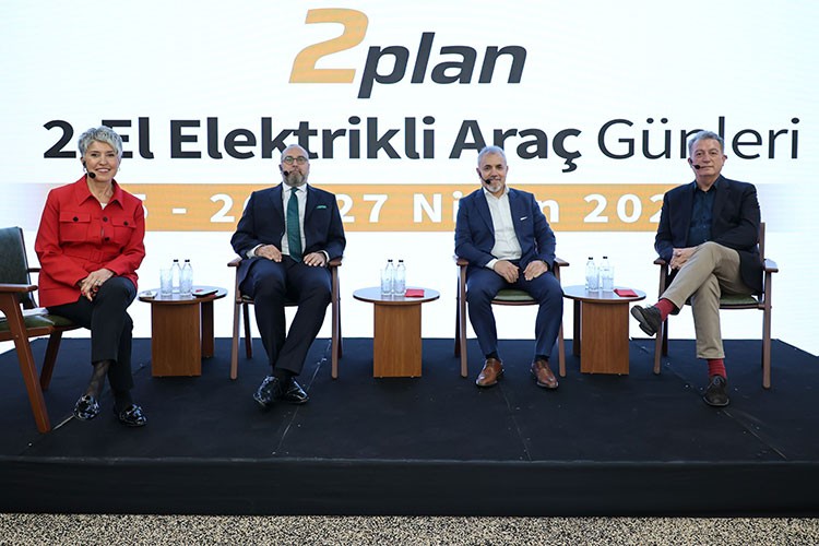 "2.El Elektrikli Araç Günleri"nde Masaya Yatırıldı