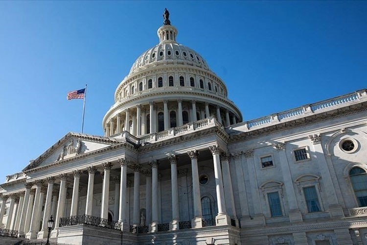 1.5 trilyon dolarlık paket Temsilciler Meclisi'nden geçti