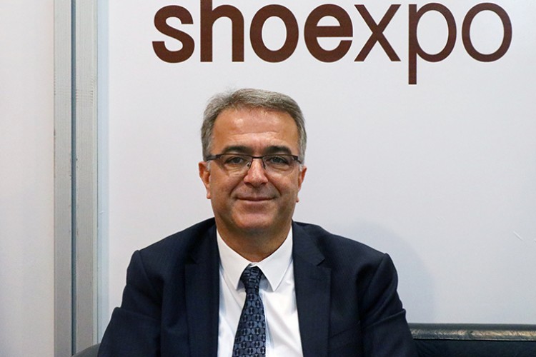 Ayakabıda hedef 1 milyar