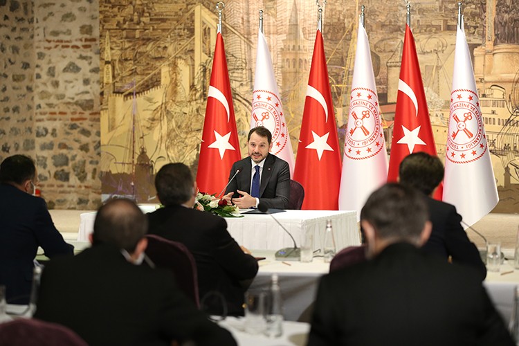"Faizler düşecek"