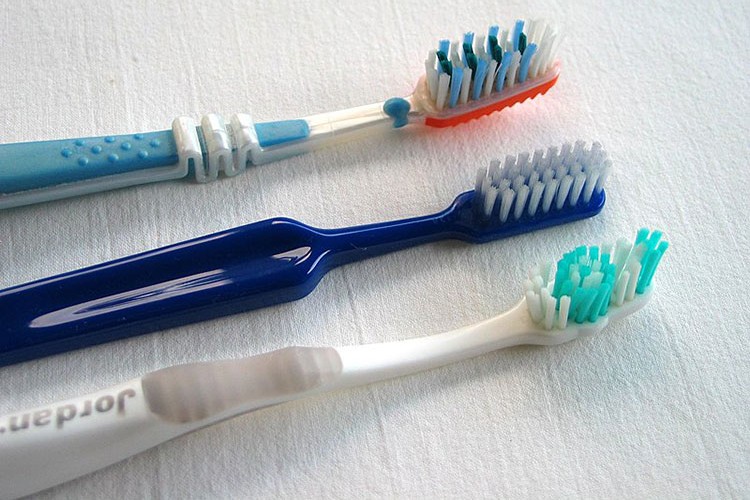 Fırçaların ömürleri ortalama 3 ay