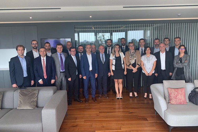 Güneş enerjisi masaya yatırıldı