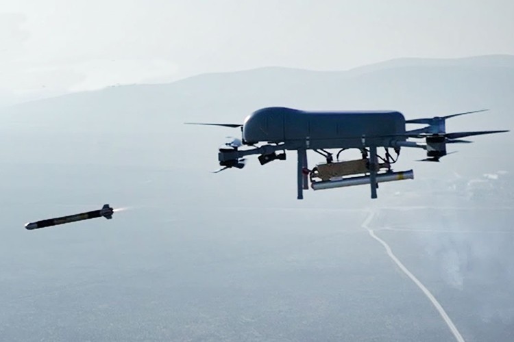 Drone sisteminden mini füze ateşlendi