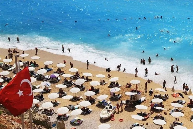 Turizm gelirimiz yüzde 23,1 arttı