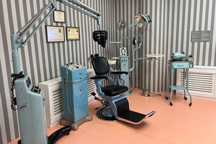 125 yıllık 'Diş Kerpeteni', Diş Sağlığı Müzesi'nde