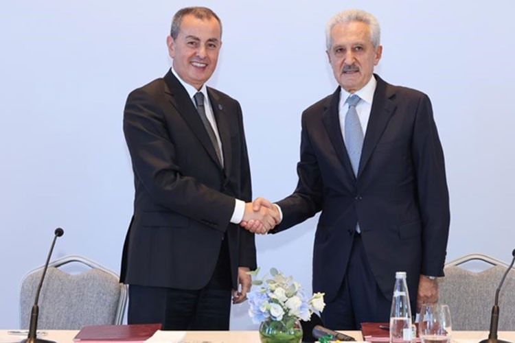 İş Bankası ve Acıbadem, Bayındır Hastaneleri'nde stratejik ortaklığa gitti