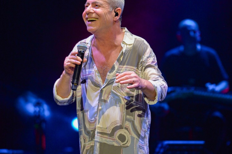 Levent Yüksel yaz turnesinin ateşini yaktı