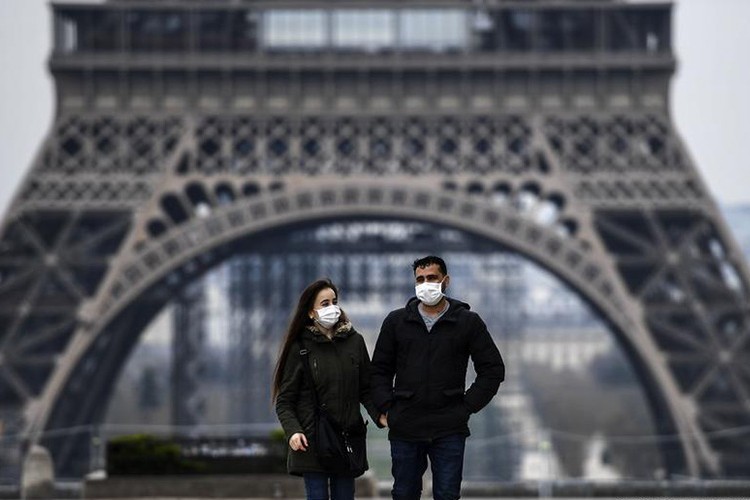 Almanya ve Fransa kapanıyor