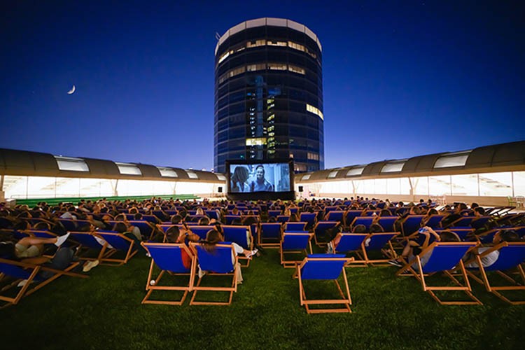 Akmerkez Üçgen Teras' ta Yaz Gecesi Etkinlikleri Başlıyor