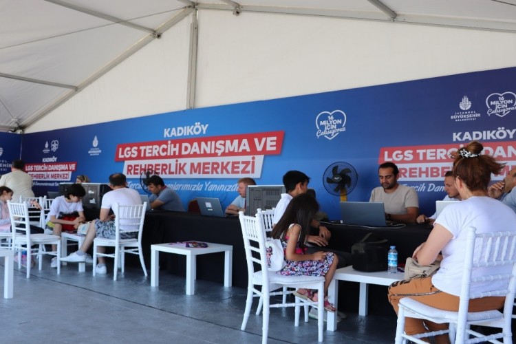 İBB'den LGS tercih döneminde ücretsiz danışmanlık