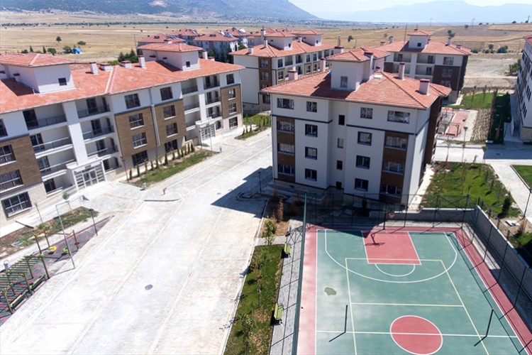 19 yılda 10 bin 901 konut teslim etti