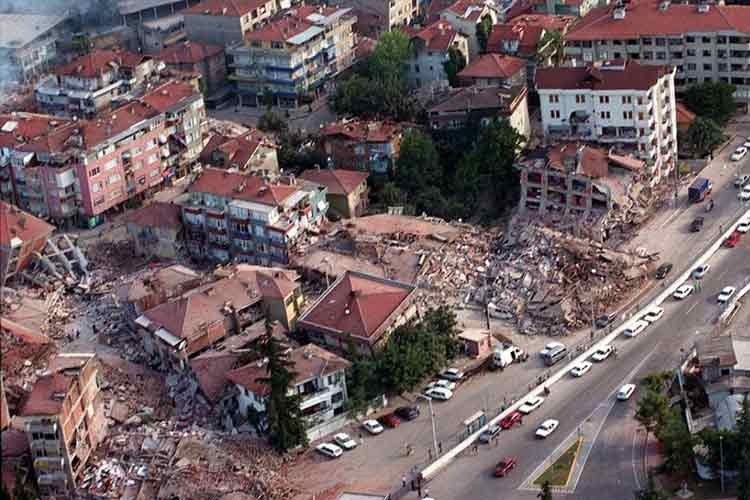 Acıyı hala yüreğimizde taşıyoruz